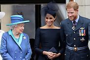 Queen Elizabeth, Harry and Meghan on balcony