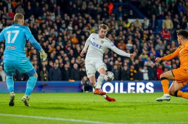 Patrick Bamford miss vs Hull City