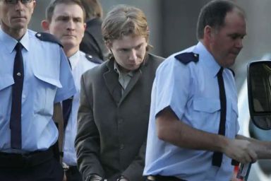 Monster who killed mum and set home on fire with kids inside 'is pals' with child killer