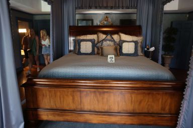 JR's bed - England fans can sleep in it