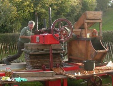 SU2002 : New Forest Cider Open Day 2008 by Mike Faherty